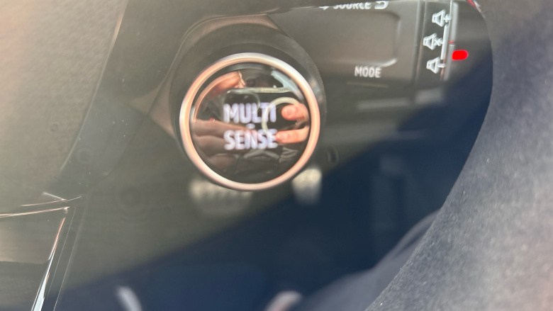 Renault Rafale E-Tech FHEV Techno Esprit Alpine 5dr Auto 4C Hybrid Estate